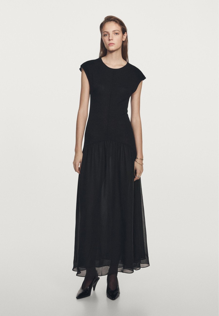 Платье Massimo Dutti Maxi dress, Black
Платье Massimo Dutti Maxi dress, Black