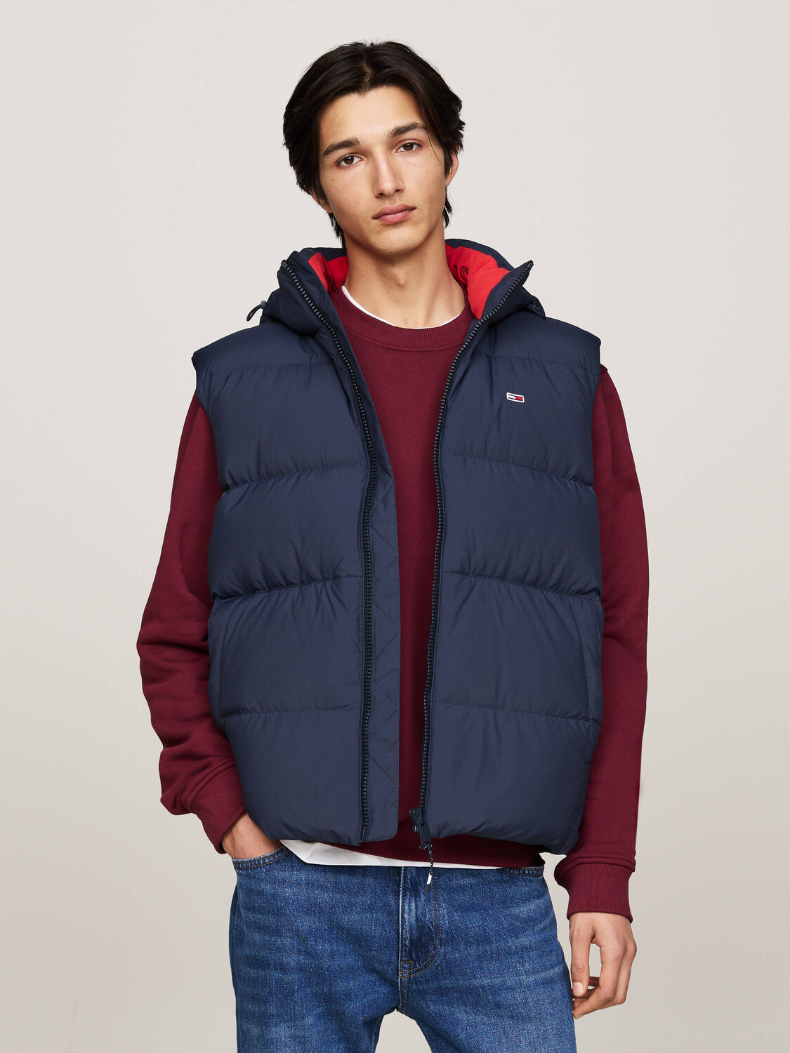 Куртка Tommy Jeans Regular Fit, темно-синий
Куртка Tommy Jeans Regular Fit, темно-синий