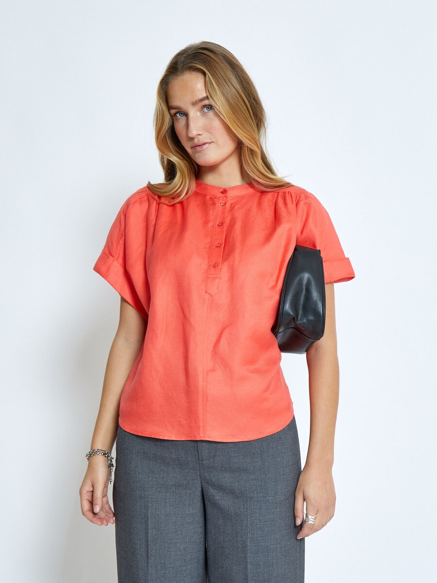 Блуза minus Sabbi, цвет Melon
Блуза minus Sabbi, цвет Melon