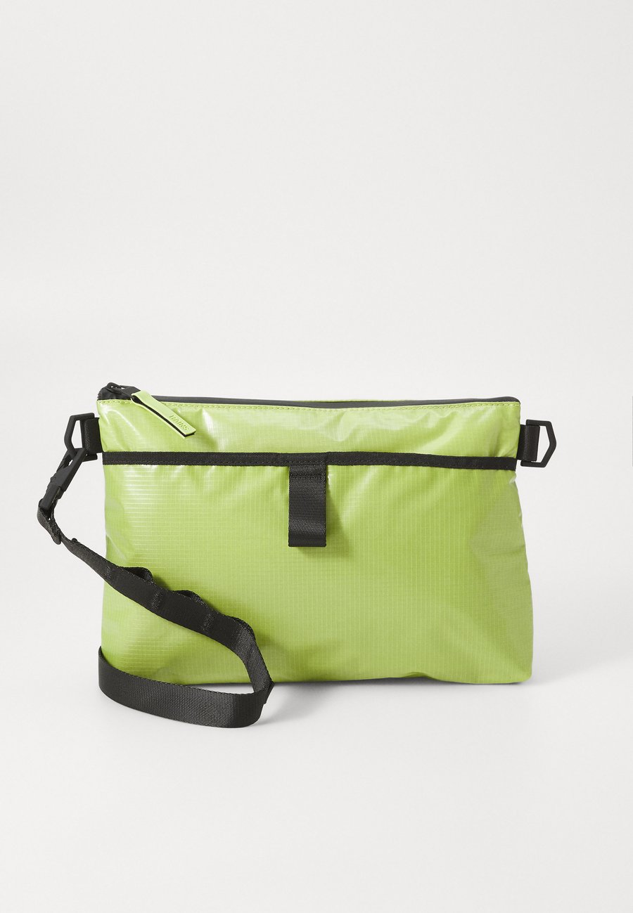 Сумка кросс-боди Rains SIBU MUSETTE W3, Acid/Neon Yellow
Сумка кросс-боди Rains SIBU MUSETTE W3, Acid/Neon Yellow