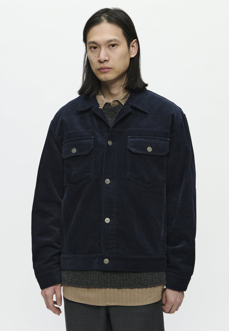 Куртка WOOD WOOD WWTYPE 10 CORDUROY, Salute/Dark Blue
Куртка WOOD WOOD WWTYPE 10 CORDUROY, Salute/Dark Blue