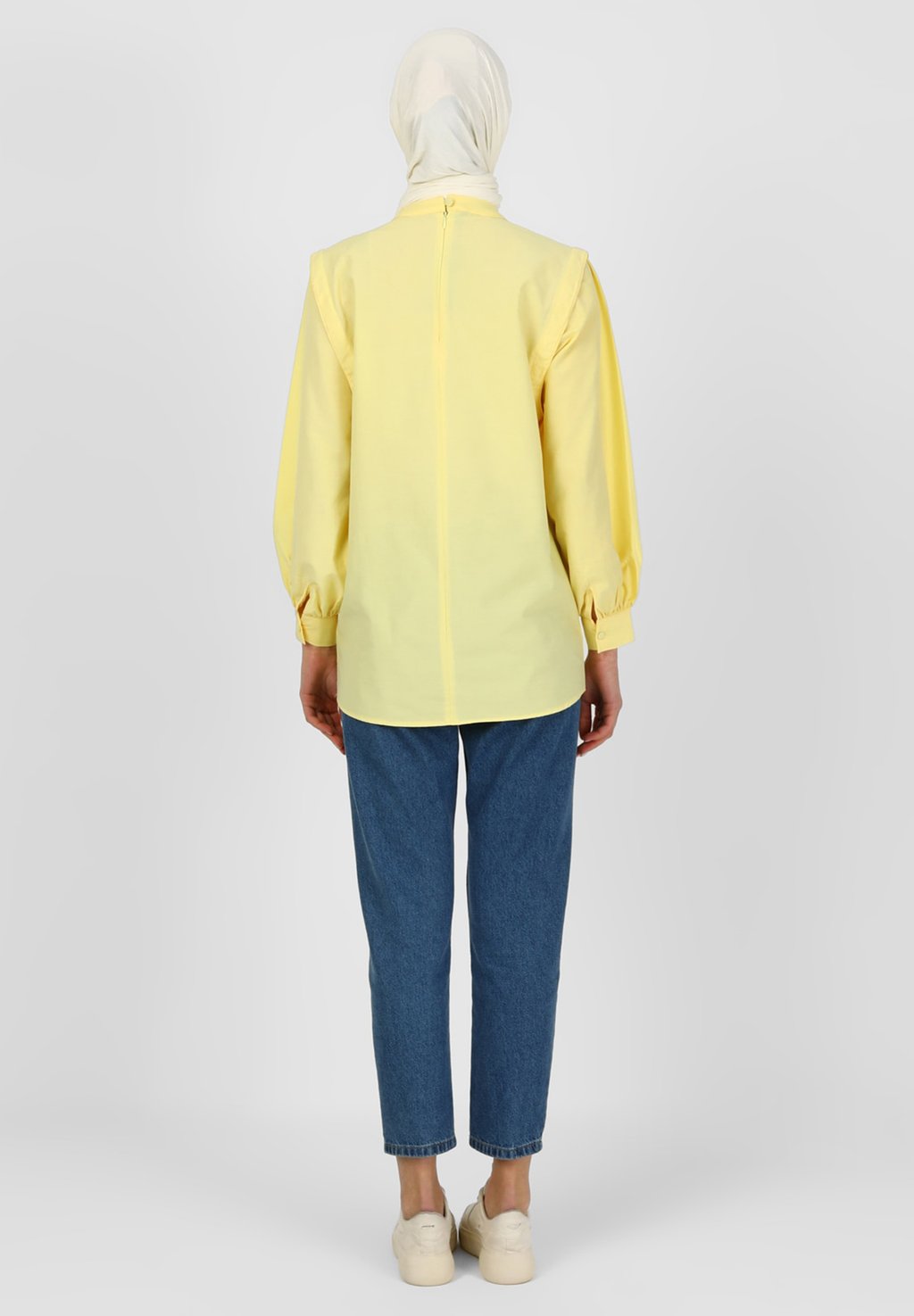 Блуза CREW NECK REFKA BASIC Modanisa, желтый
Блуза CREW NECK REFKA BASIC Modanisa, желтый