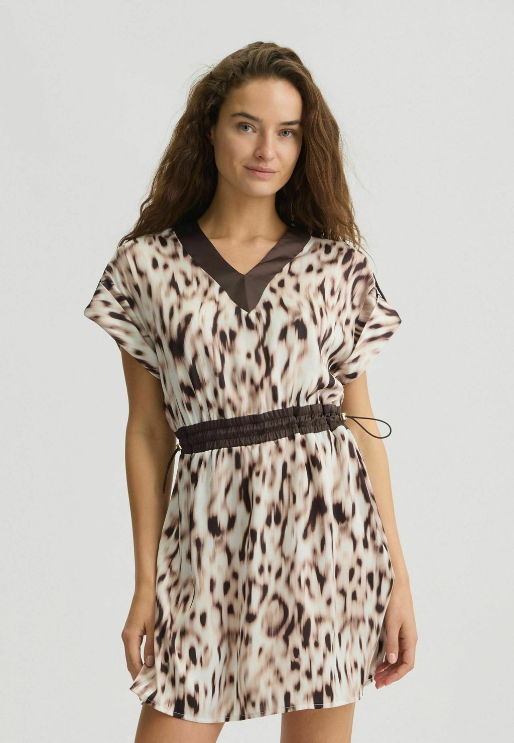 Повседневное платье PRINTED LIU JO, бежевый
Повседневное платье PRINTED LIU JO, бежевый