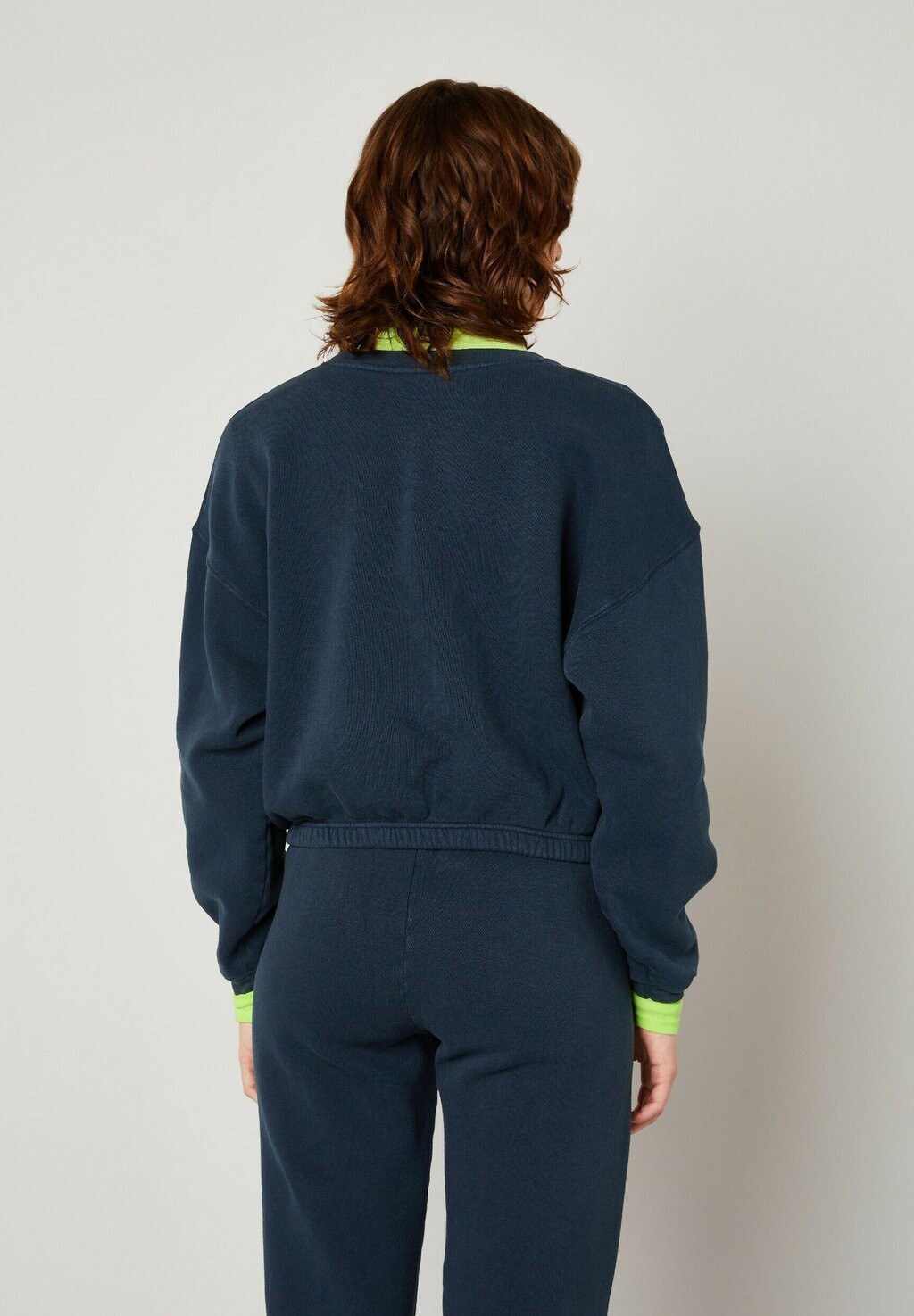 Толстовка AMERICAN VINTAGE IZUBIRD American Vintage, темно-синий
Толстовка AMERICAN VINTAGE IZUBIRD American Vintage, темно-синий