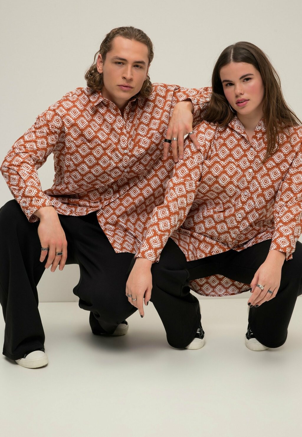 Рубашка Studio Untold, коричневый
Рубашка Studio Untold, коричневый