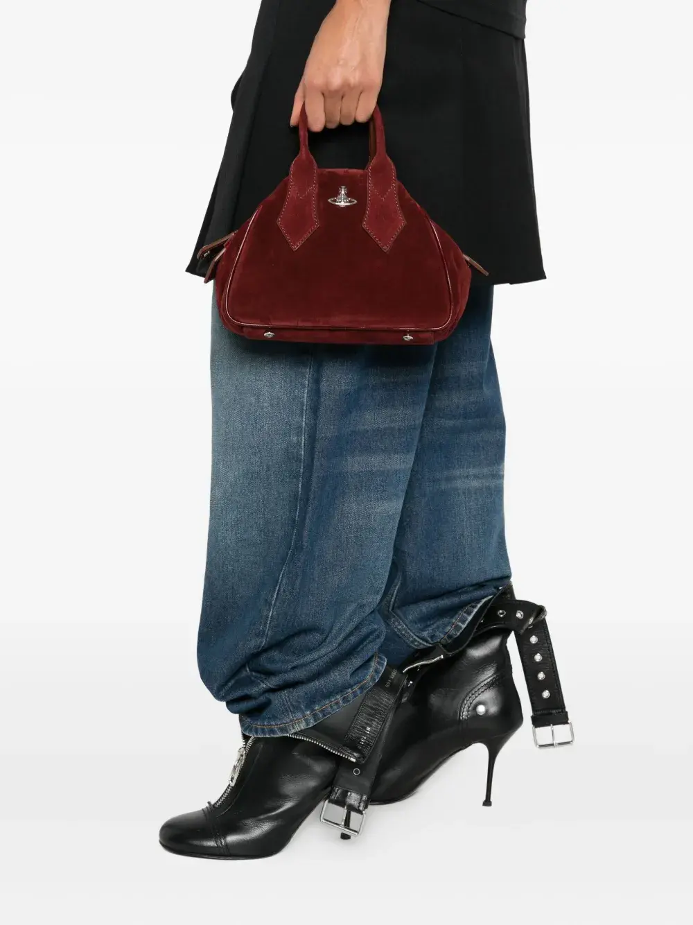 Маленькая сумка-тоут Yasmine с нашивкой в виде орбиты Vivienne Westwood, красный
Маленькая сумка-тоут Yasmine с нашивкой в виде орбиты Vivienne Westwood, красный