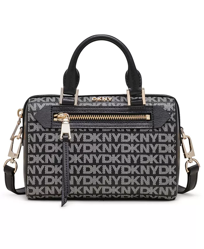 Дорожная сумка с логотипом Bryant Ave Mini DKNY, черный
Дорожная сумка с логотипом Bryant Ave Mini DKNY, черный