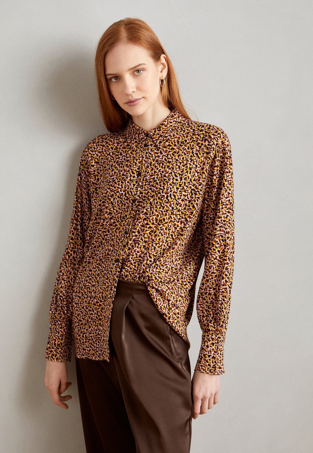 Рубашка Esprit, черный
Рубашка Esprit, черный