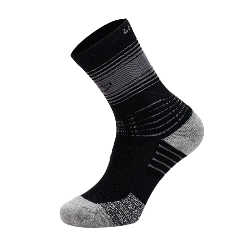 Набор унисекс баскетбольных носков Combo Set LINING, черный
Набор унисекс баскетбольных носков Combo Set LINING, черный