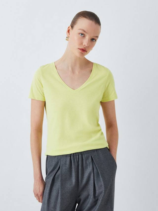 Хлопчатобумажная футболка с v-образным вырезом и коротким рукавом slub John Lewis, желтый
Хлопчатобумажная футболка с v-образным вырезом и коротким рукавом slub John Lewis, желтый