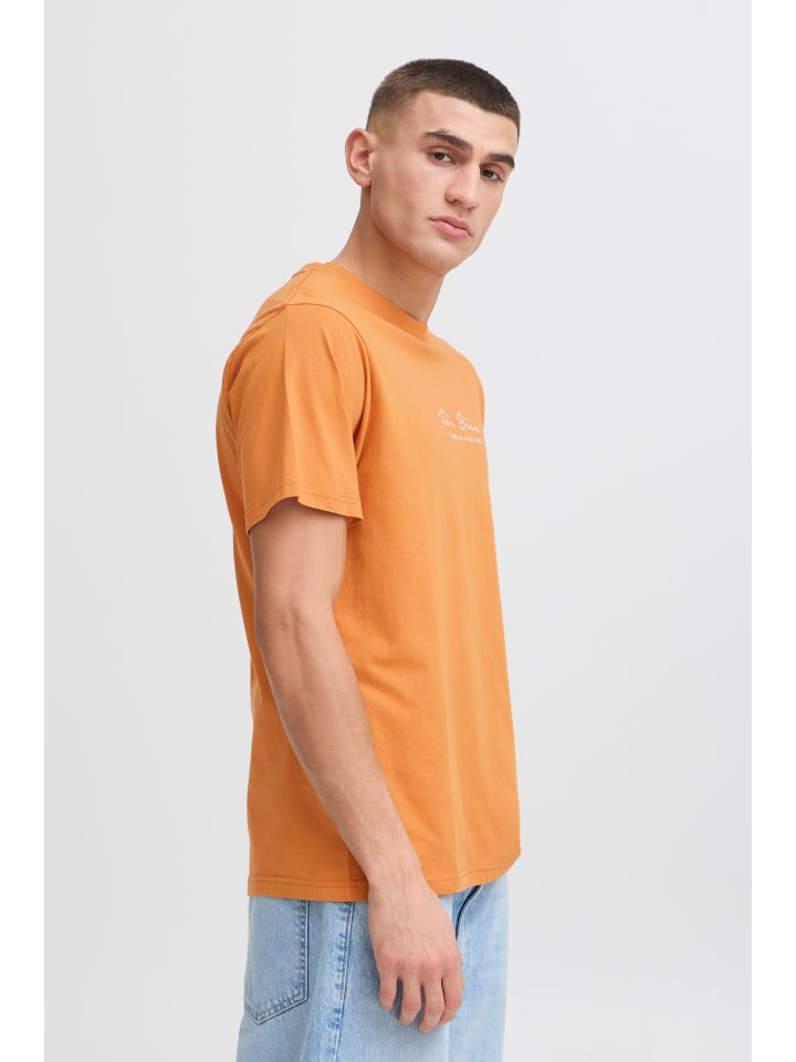 Футболка !SOLID, оранжевый
Футболка !SOLID, оранжевый