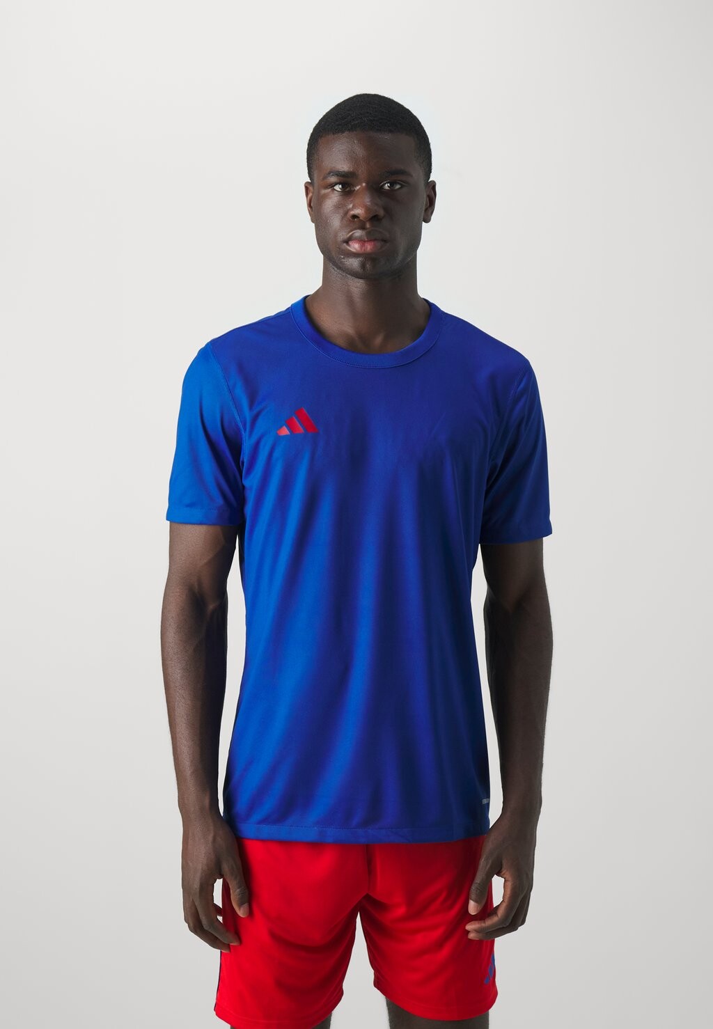 Спортивная футболка REVERSIBLE 24 adidas Performance, цвет team royal blue/team power red
Спортивная футболка REVERSIBLE 24 adidas Performance, цвет team royal blue/team power red