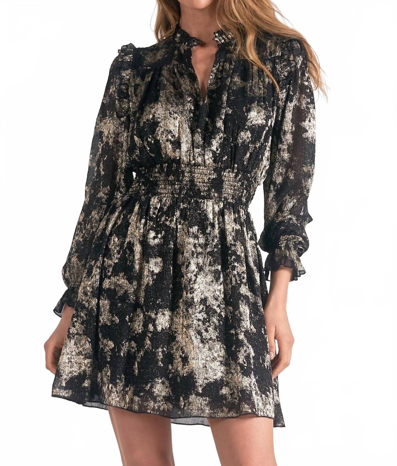 Черно-золотое платье с длинными рукавами и V-образным вырезом ELAN
Черно-золотое платье с длинными рукавами и V-образным вырезом ELAN