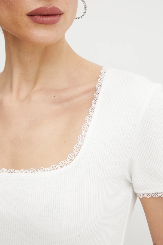 Футболка Morgan, бежевый
Футболка Morgan, бежевый