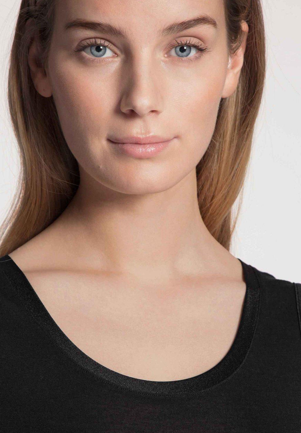 Базовый слой Calida, черный
Базовый слой Calida, черный