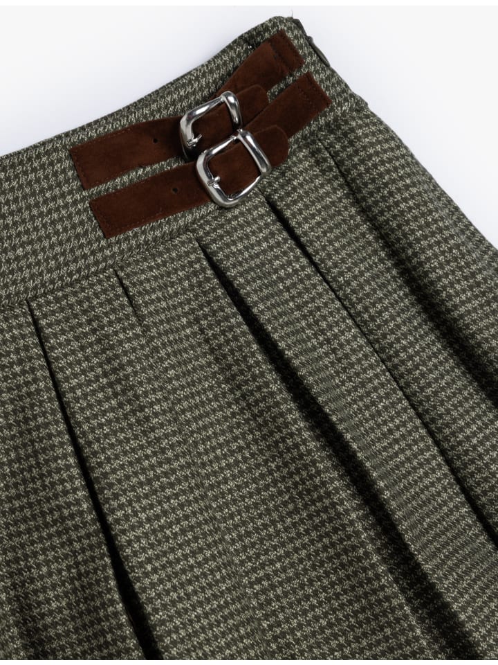 KOTON Зеленая клетчатая юбка
KOTON Зеленая клетчатая юбка