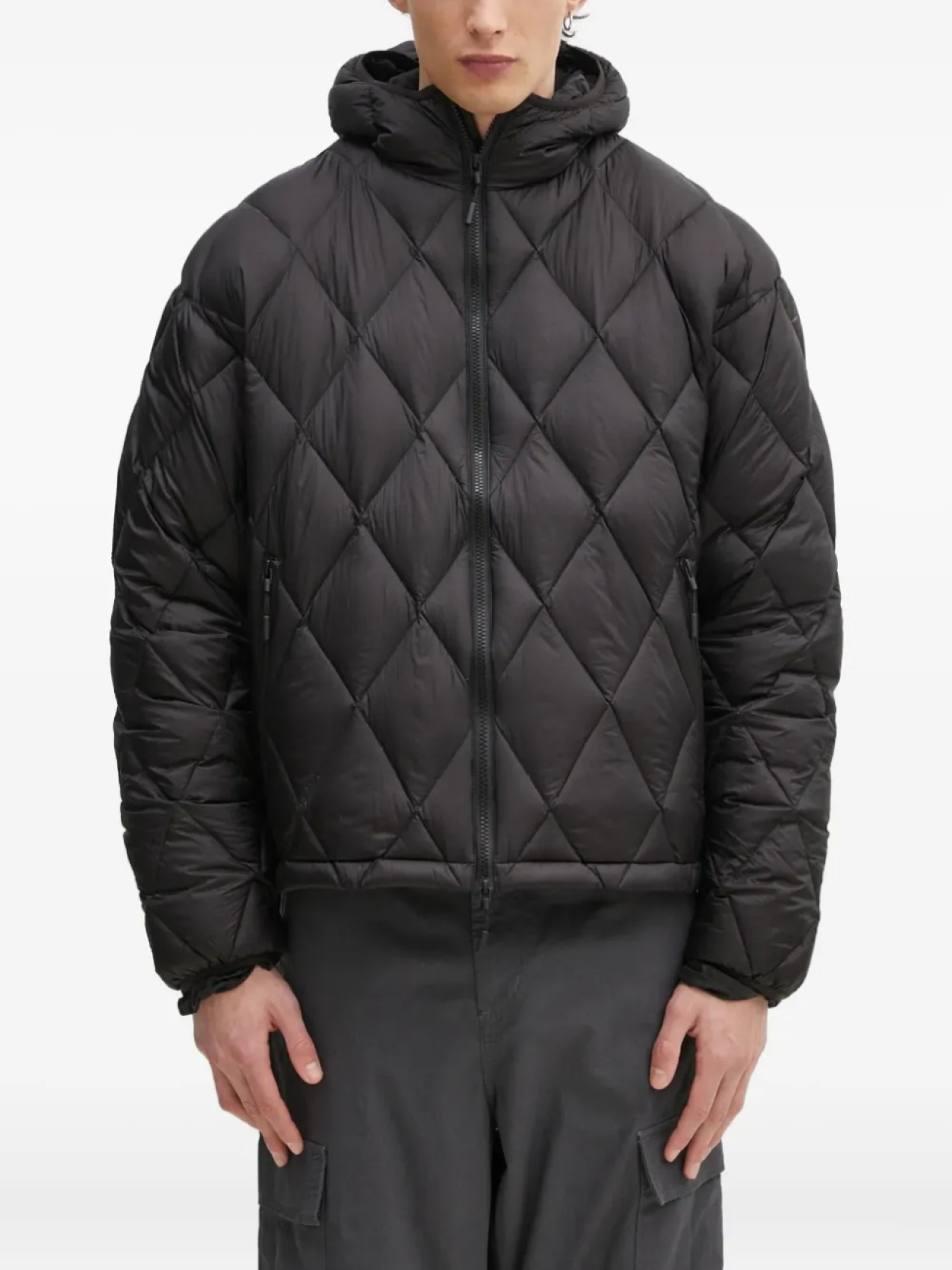 MKI Miyuki Zoku стеганый бомбер, черный
MKI Miyuki Zoku стеганый бомбер, черный