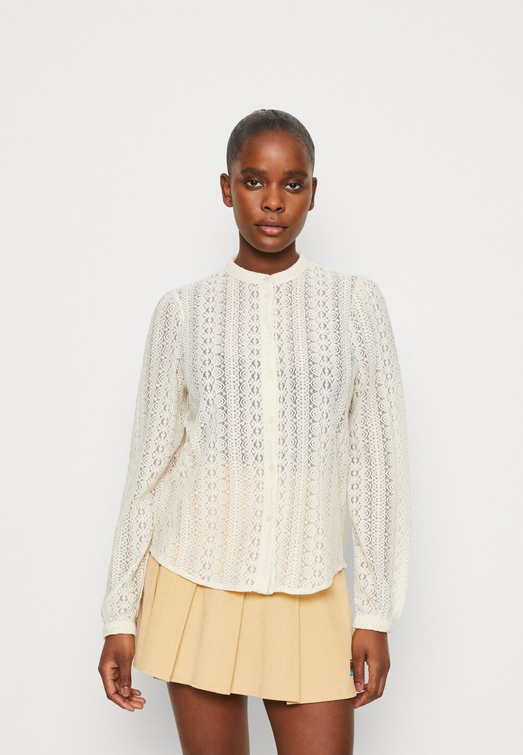 Рубашка VILA
Рубашка VILA