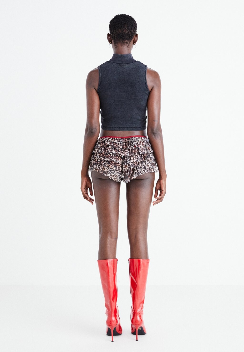 Шорты RHEA BLOOMER SHORT Jaded London, коричневый
Шорты RHEA BLOOMER SHORT Jaded London, коричневый