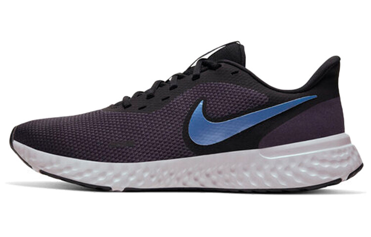 Мужские беговые кроссовки Nike Revolution 5 Series
Мужские беговые кроссовки Nike Revolution 5 Series