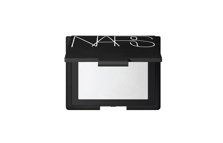 NARS Большой белый пирог переливающаяся красота легкая пуховка для пудра стойкая без эффекта маски 10г
NARS Большой белый пирог переливающаяся красота легкая пуховка для пудра стойкая без эффекта маски 10г