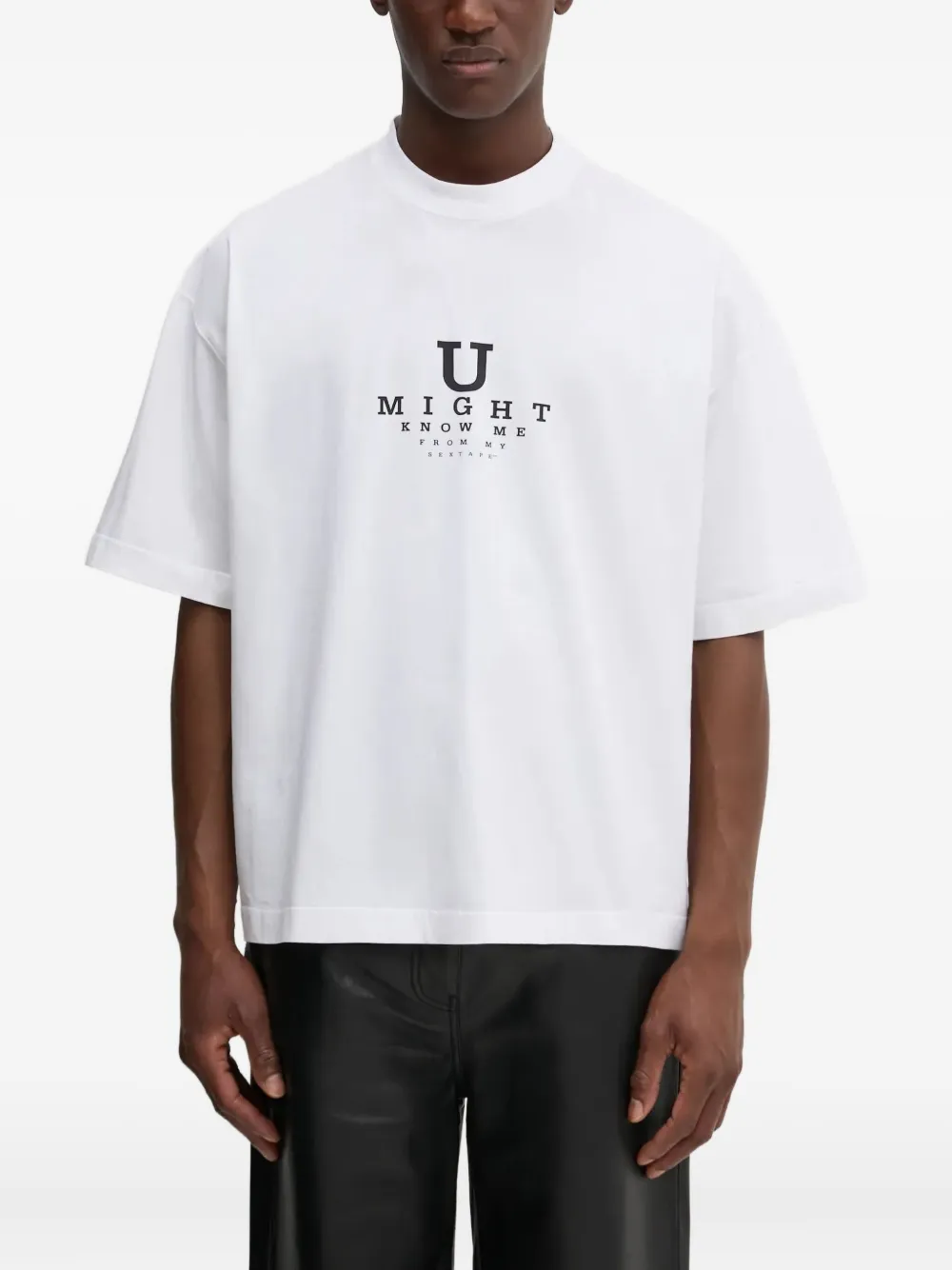 Футболка с принтом Vetements, белый
Футболка с принтом Vetements, белый