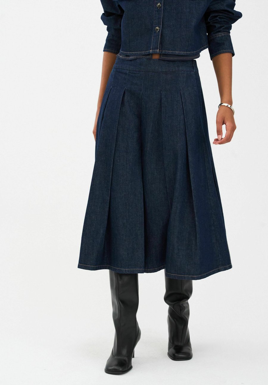 Юбка Ivy Copenhagen A-line skirt, Rinse Denim/Blue Denim
Юбка Ivy Copenhagen A-line skirt, Rinse Denim/Blue Denim
