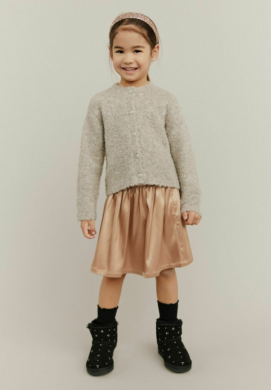 Кардиган Sofie Schnoor Cardigan, Deer Melange/Green
Кардиган Sofie Schnoor Cardigan, Deer Melange/Green