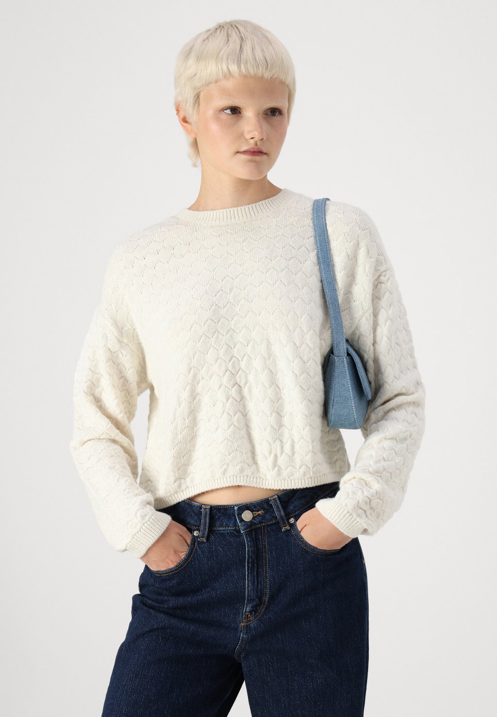 Джемпер PCNOA O-NECK BUBBLE Pieces, молочный 
Джемпер PCNOA O-NECK BUBBLE Pieces, молочный