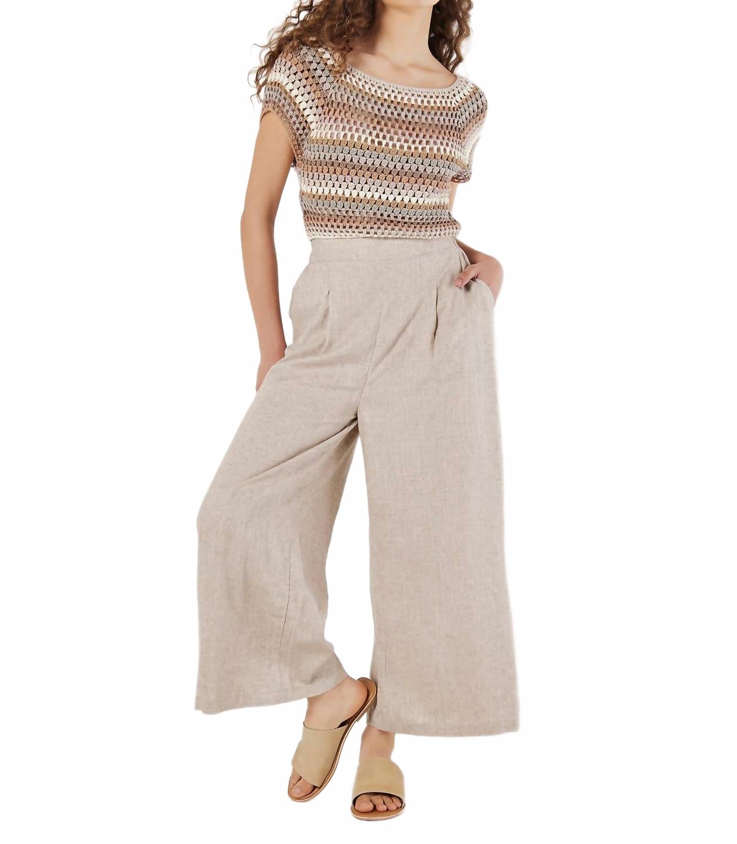 Вязаный топ с полосками крючком в коралловом цвете APRICOT
Вязаный топ с полосками крючком в коралловом цвете APRICOT