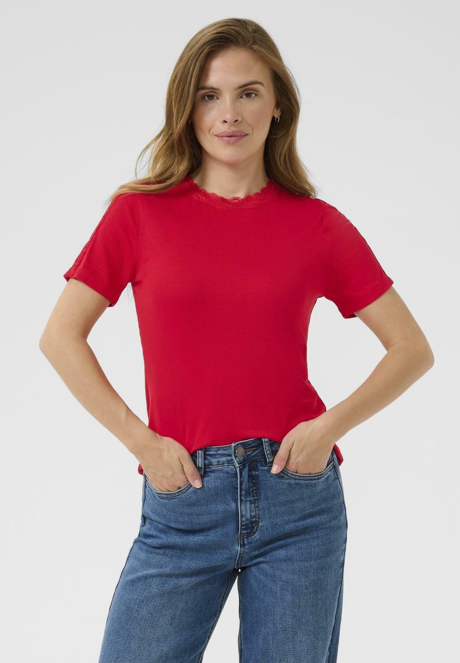 Футболка Kaffe JENNA, True Red/Red, Красный, Футболка Kaffe JENNA, True Red/Red
Футболка Kaffe JENNA, True Red/Red, Красный, Футболка Kaffe JENNA, True Red/Red