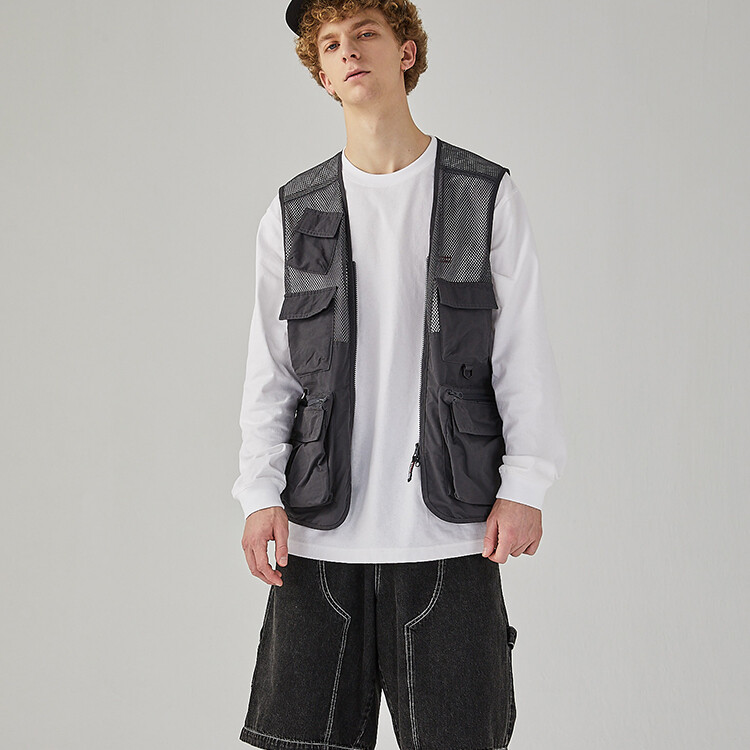 Жилет унисекс темно-серый Vision Street Wear
Жилет унисекс темно-серый Vision Street Wear