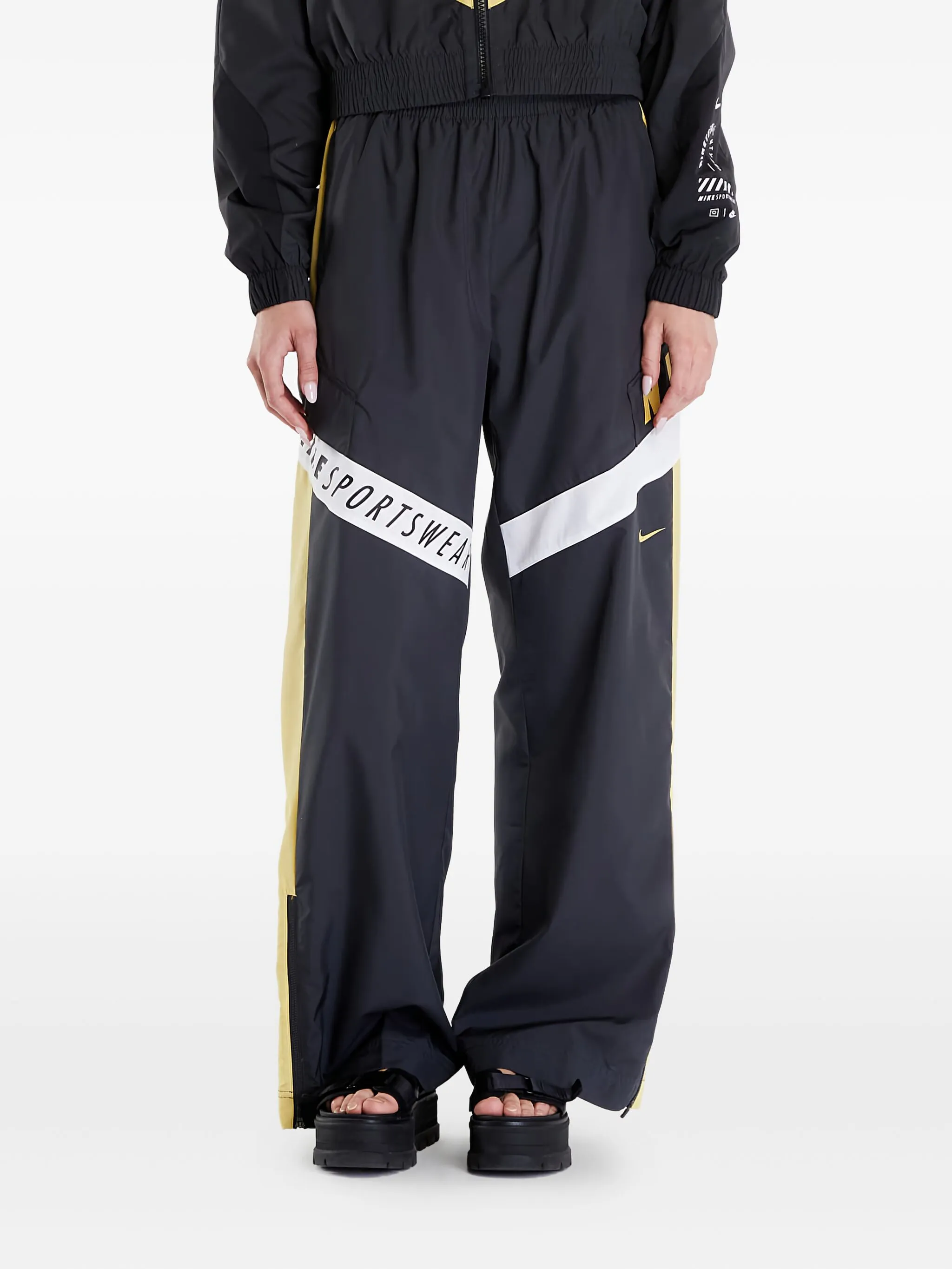 Брюки с завышенной талией и вставками Nike, синий
Брюки с завышенной талией и вставками Nike, синий