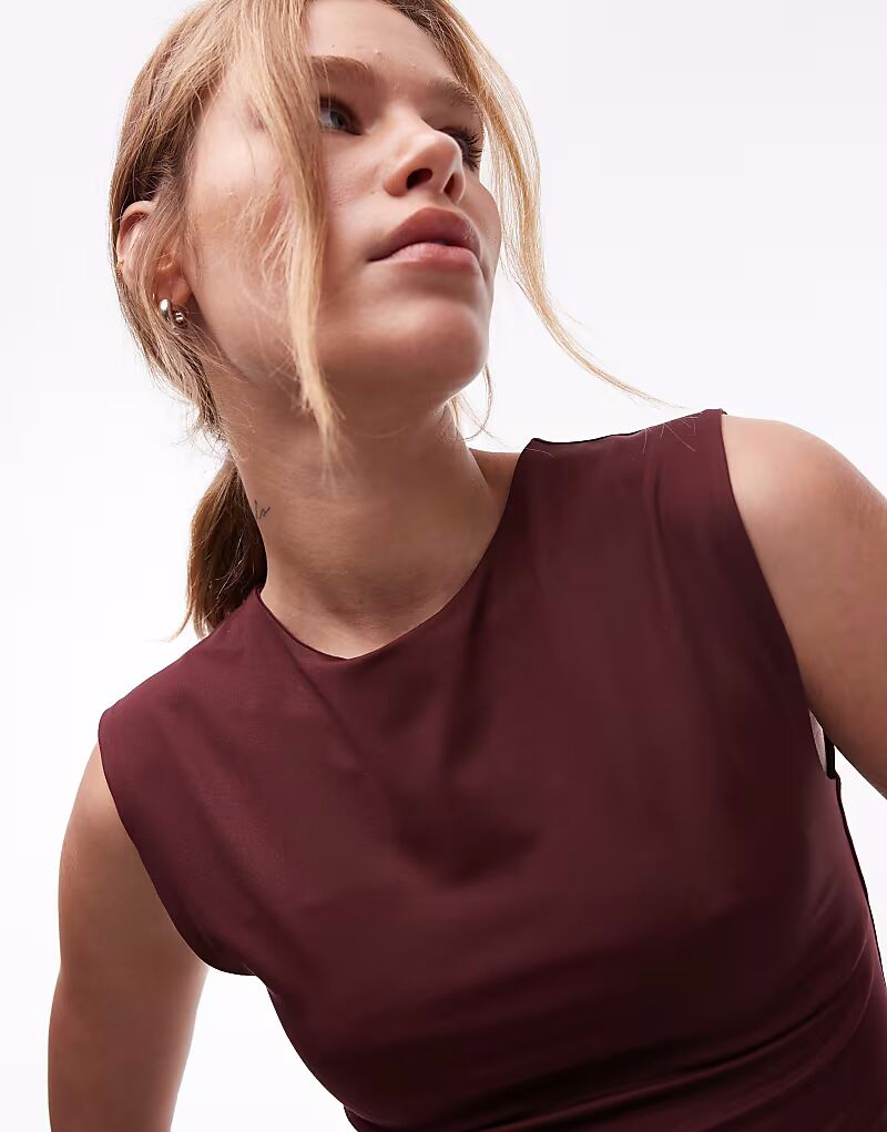 Облегающий топ Topshop с короткими рукавами коричневого цвета
Облегающий топ Topshop с короткими рукавами коричневого цвета