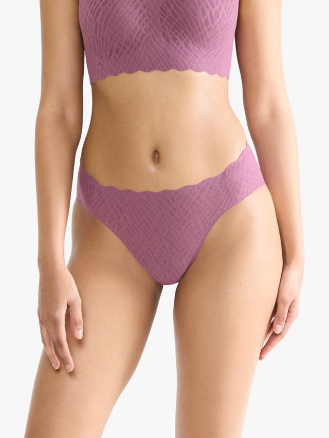 ZERO Feel Bliss трусики с высокой посадкой sloggi, Lila Clover
ZERO Feel Bliss трусики с высокой посадкой sloggi, Lila Clover