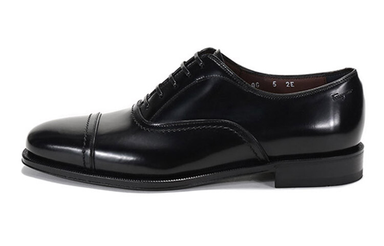 FERRAGAMO Мужская повседневная одежда Мужчины
FERRAGAMO Мужская повседневная одежда Мужчины