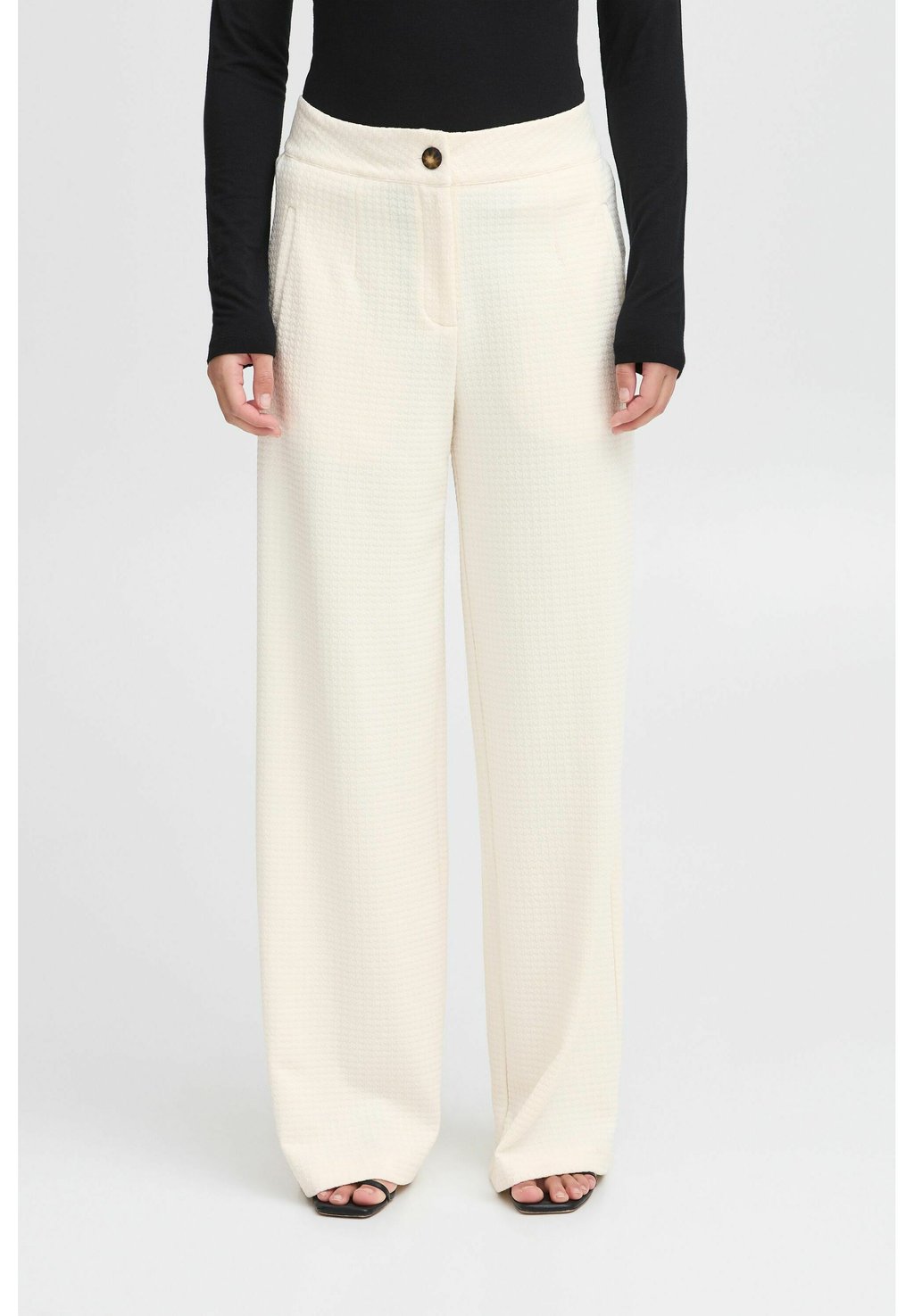 Брюки KATE ICHI, бежевый
Брюки KATE ICHI, бежевый