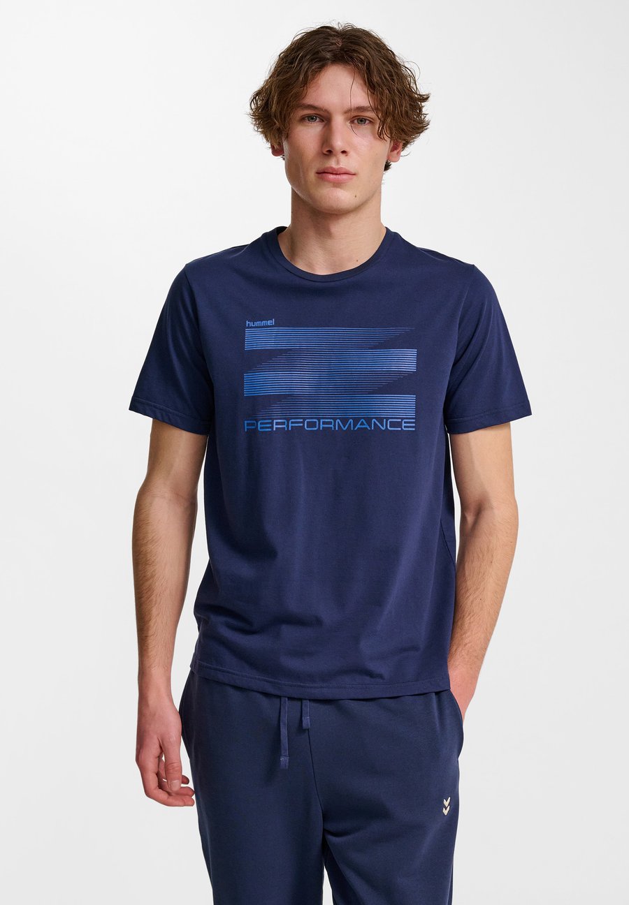 Футболка Hummel Print T-shirt, Dress Blues/Blue, Синий, Футболка Hummel Print T-shirt, Dress Blues/Blue
Футболка Hummel Print T-shirt, Dress Blues/Blue, Синий, Футболка Hummel Print T-shirt, Dress Blues/Blue