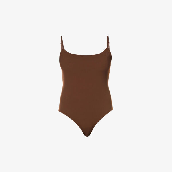 Боди из эластичного джерси с круглым вырезом подходит всем Skims, цвет cocoa
Боди из эластичного джерси с круглым вырезом подходит всем Skims, цвет cocoa
