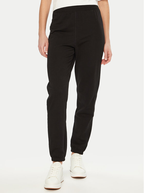 Спортивные брюки обычного кроя Bella 15312094 Only, черный
Спортивные брюки обычного кроя Bella 15312094 Only, черный