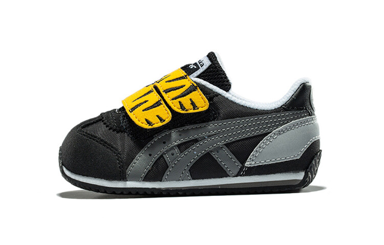 Кеды для малышей California 78 TD Low-top черного цвета Onitsuka Tiger
Кеды для малышей California 78 TD Low-top черного цвета Onitsuka Tiger