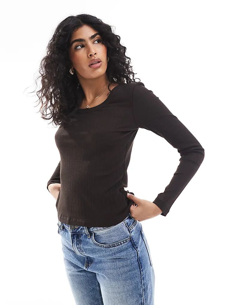 Топ с длинными рукавами в рубчик шоколадно-коричневого цвета Vero Moda 
Топ с длинными рукавами в рубчик шоколадно-коричневого цвета Vero Moda