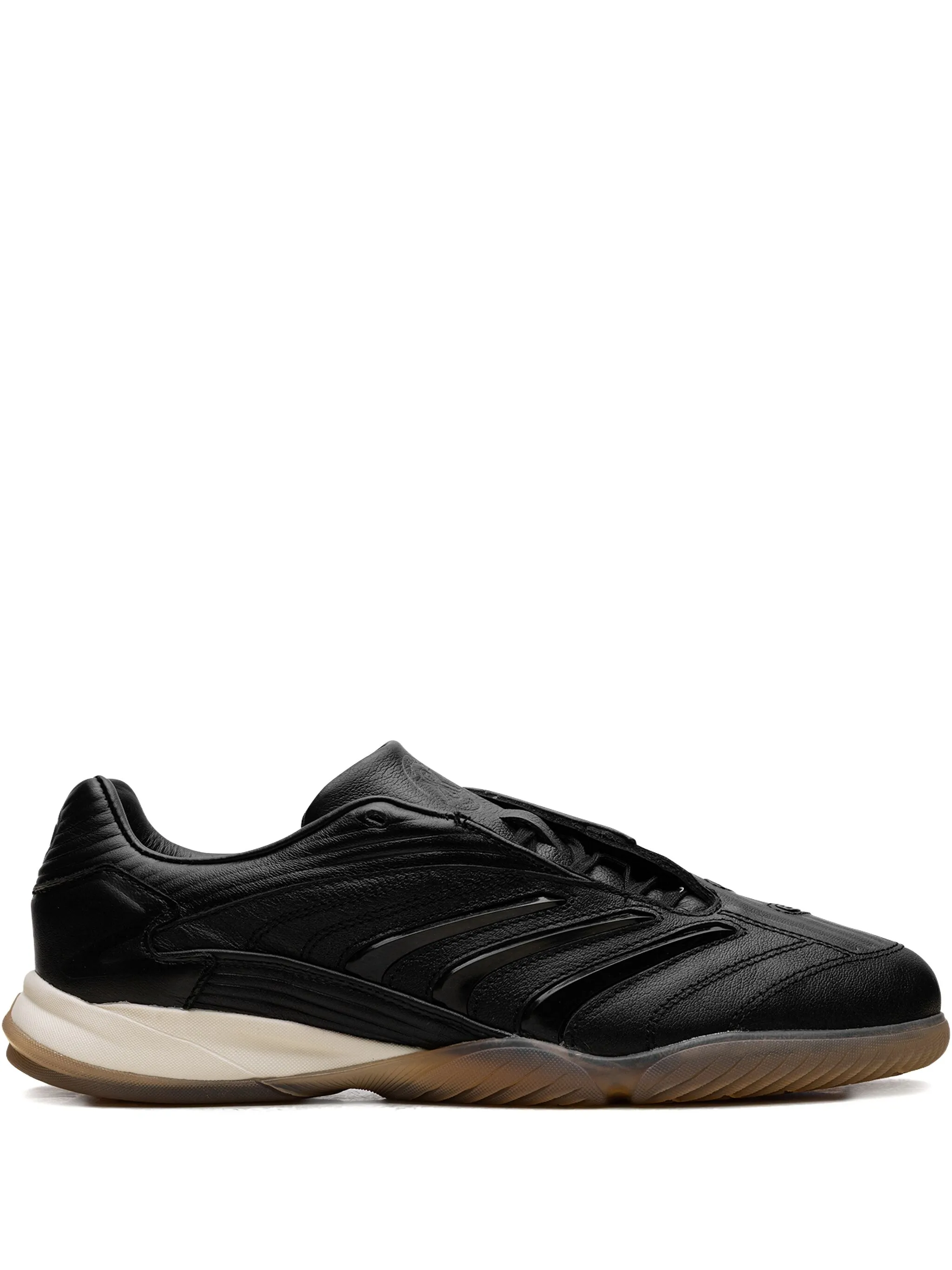 Кроссовки Predator Sala Adidas, черный
Кроссовки Predator Sala Adidas, черный