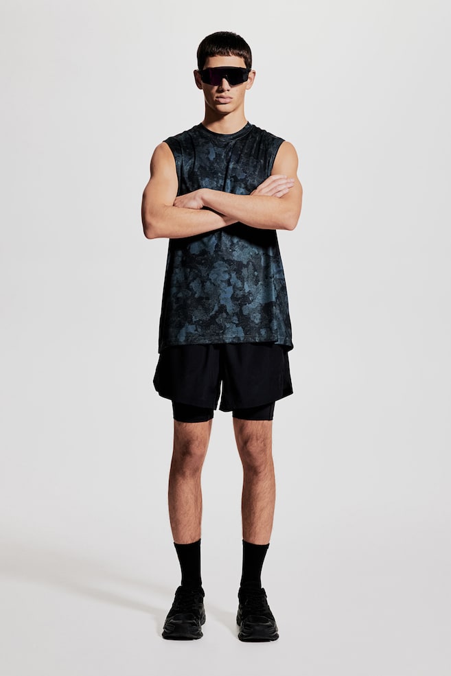 Спортивная майка из драймува H&M, черный
Спортивная майка из драймува H&M, черный