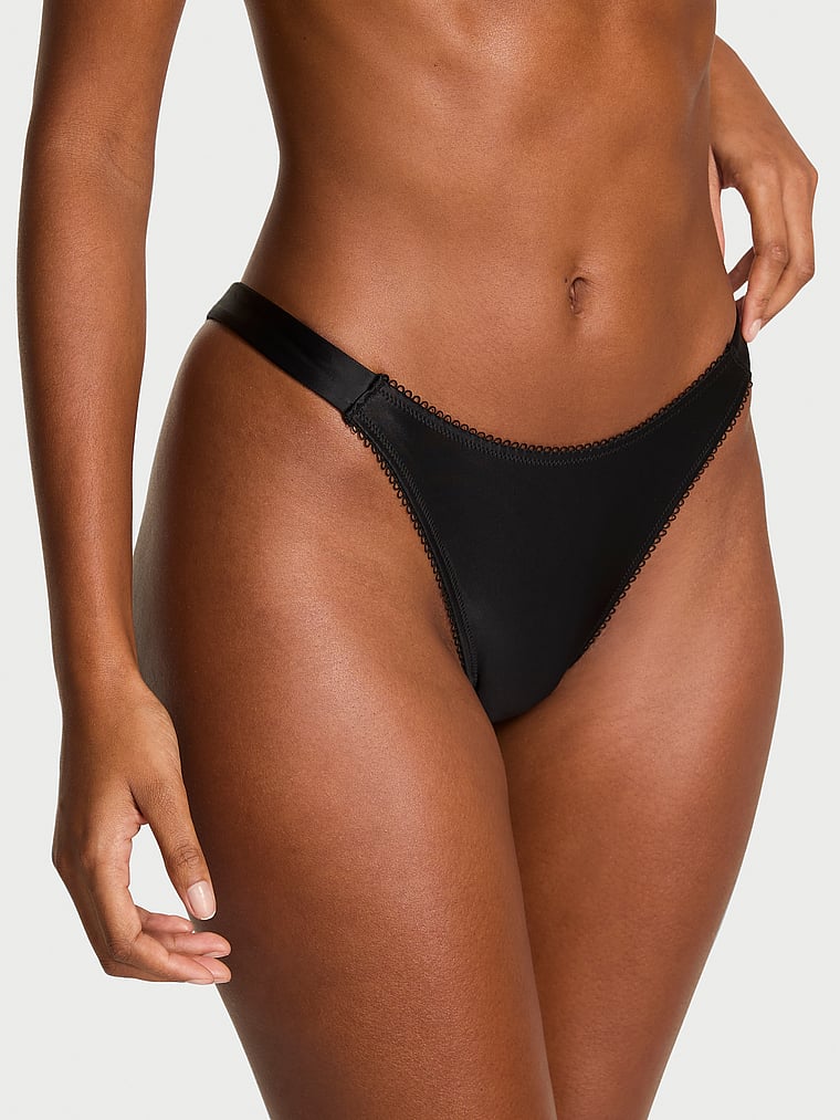 Бразильские трусики с бантом из помпона Dream Angels, pom pom black
Бразильские трусики с бантом из помпона Dream Angels, pom pom black