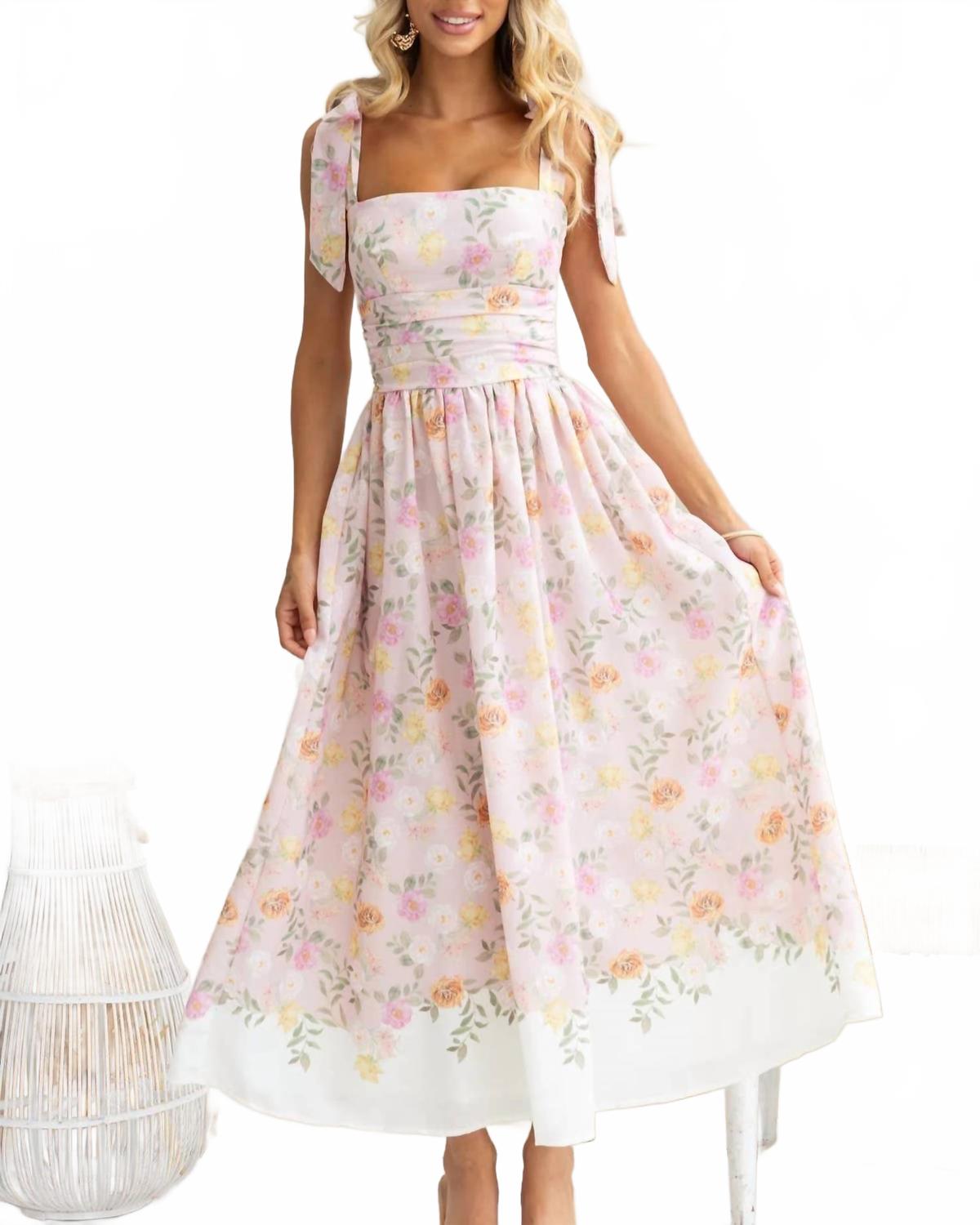 Платье миди с завязками на плечах и цветочным принтом, розовое Rosa Clothing, розовый
Платье миди с завязками на плечах и цветочным принтом, розовое Rosa Clothing, розовый