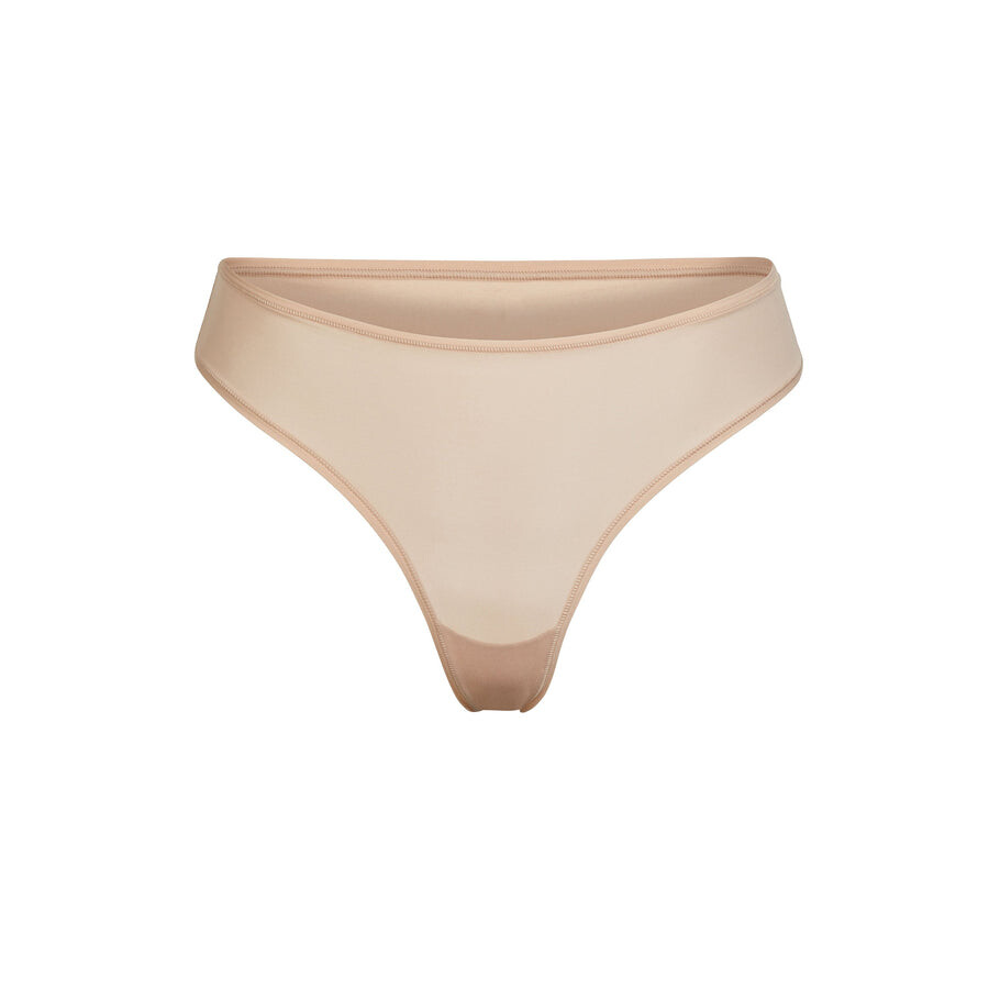 Стринги SKIMS Fits Everybody, цвет Mica
Стринги SKIMS Fits Everybody, цвет Mica