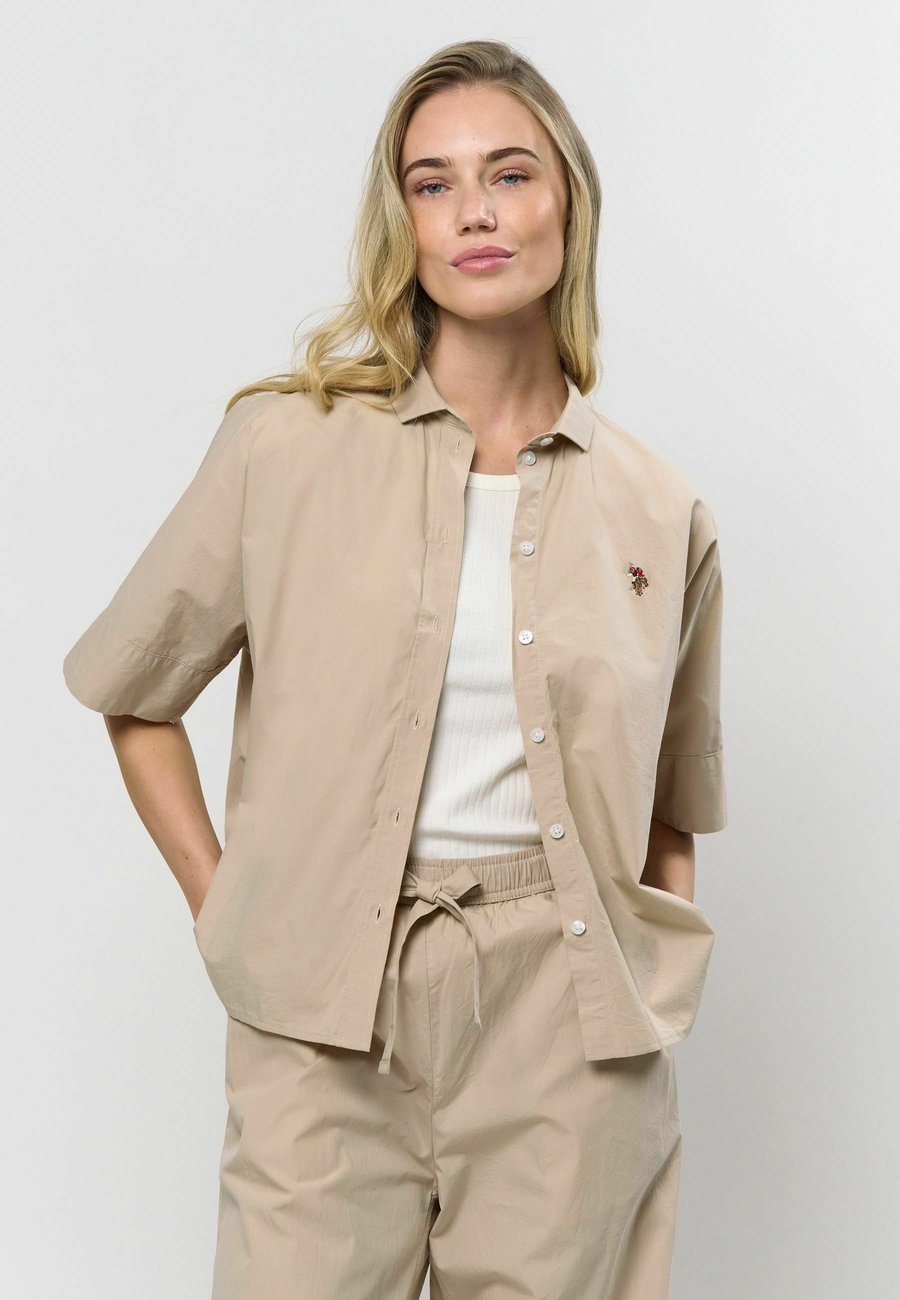 Блуза U.S. Polo Assn. Button-down blouse, White Pepper/Beige
Блуза U.S. Polo Assn. Button-down blouse, White Pepper/Beige