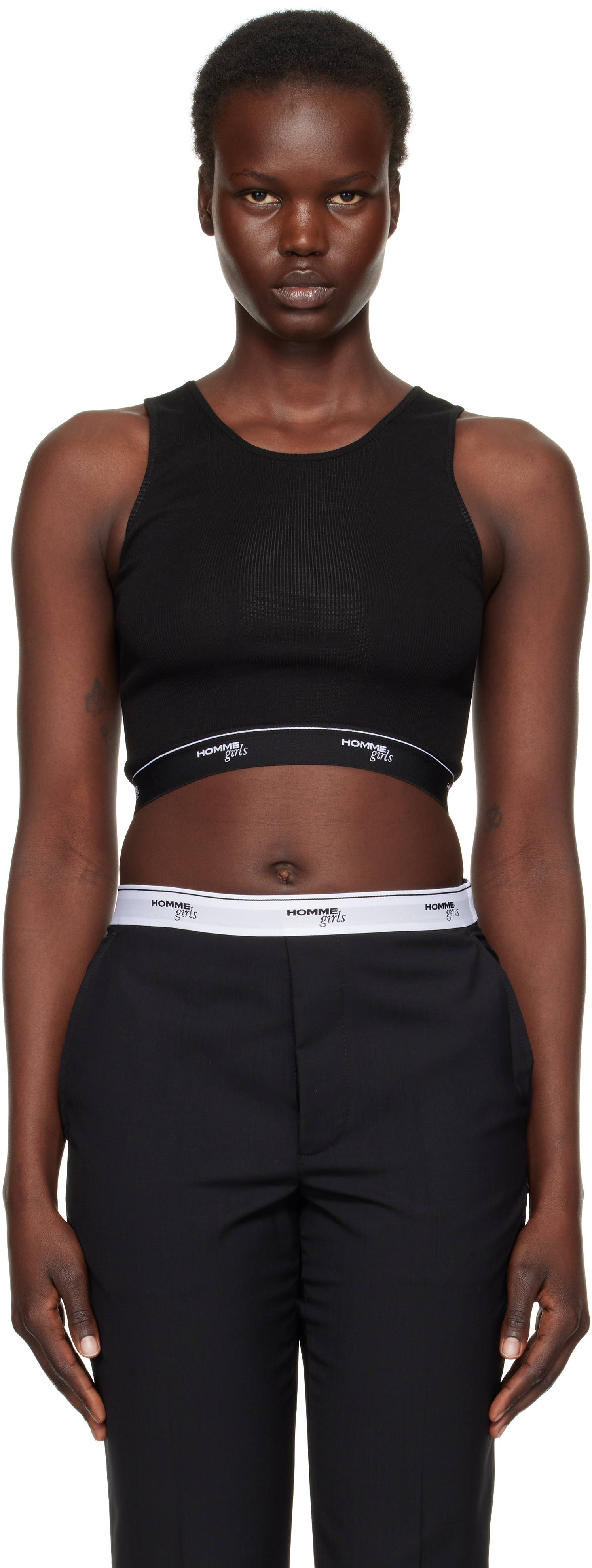 Укороченная майка с логотипом HommeGirls, черный
Укороченная майка с логотипом HommeGirls, черный