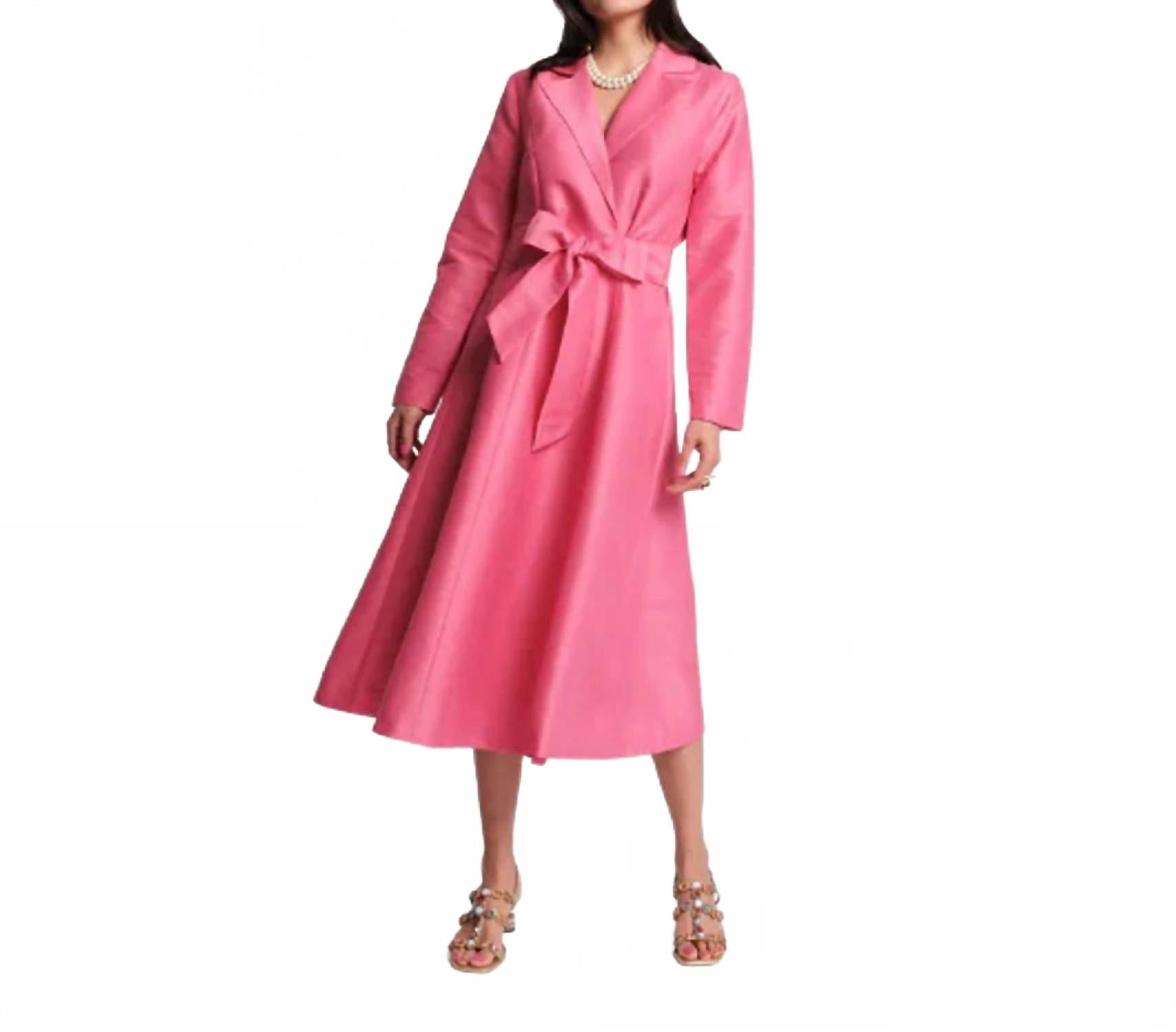 Люсиль облегающее платье-кимоно из плотного поли-дупиона в розовом цвете Frances Valentine
Люсиль облегающее платье-кимоно из плотного поли-дупиона в розовом цвете Frances Valentine